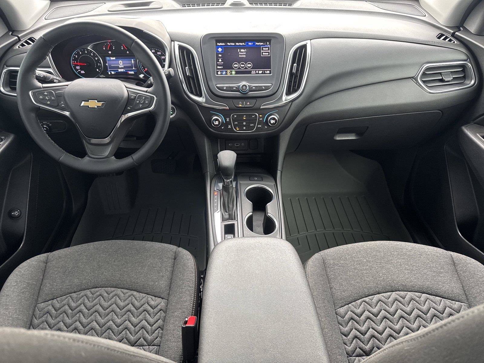 Used 2023 Chevrolet Equinox LT FWD image 13