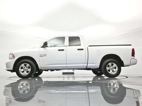 Used 2019 RAM 1500 Express AWD/4WD image 43
