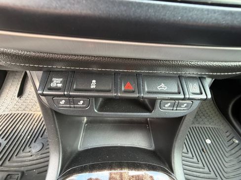 Used 2016 GMC Canyon SLT w/ Driver Alert Package AWD/4WD image 48