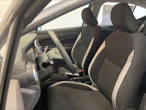 Certified 2025 Nissan Versa S w/ Trunk Package image 16