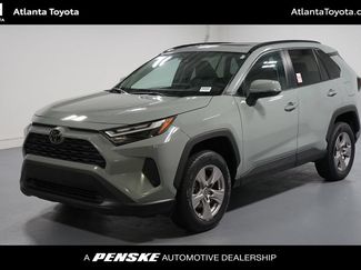 Used 2022 Toyota RAV4 XLE w/ Convenience Package FWD video 1