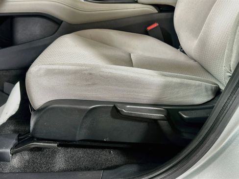 Used 2016 Honda HR-V EX image 18
