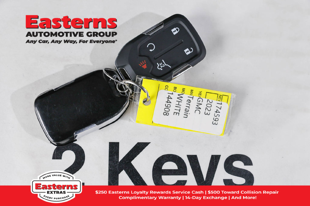 Used 2023 GMC Terrain SLE w/ Driver Convenience Package AWD/4WD image 27