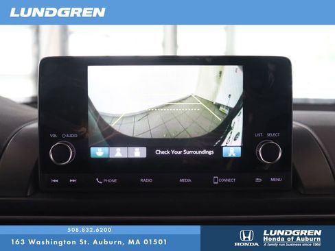 Used 2023 Honda Pilot Sport image 25