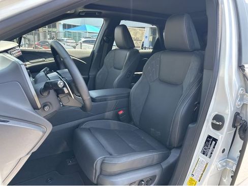 New 2026 Lexus RX 450h AWD image 16