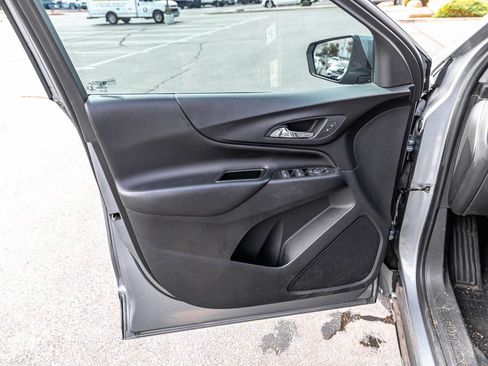 Used 2023 Chevrolet Equinox LT w/ LPO, Floor Liner Package AWD/4WD image 9