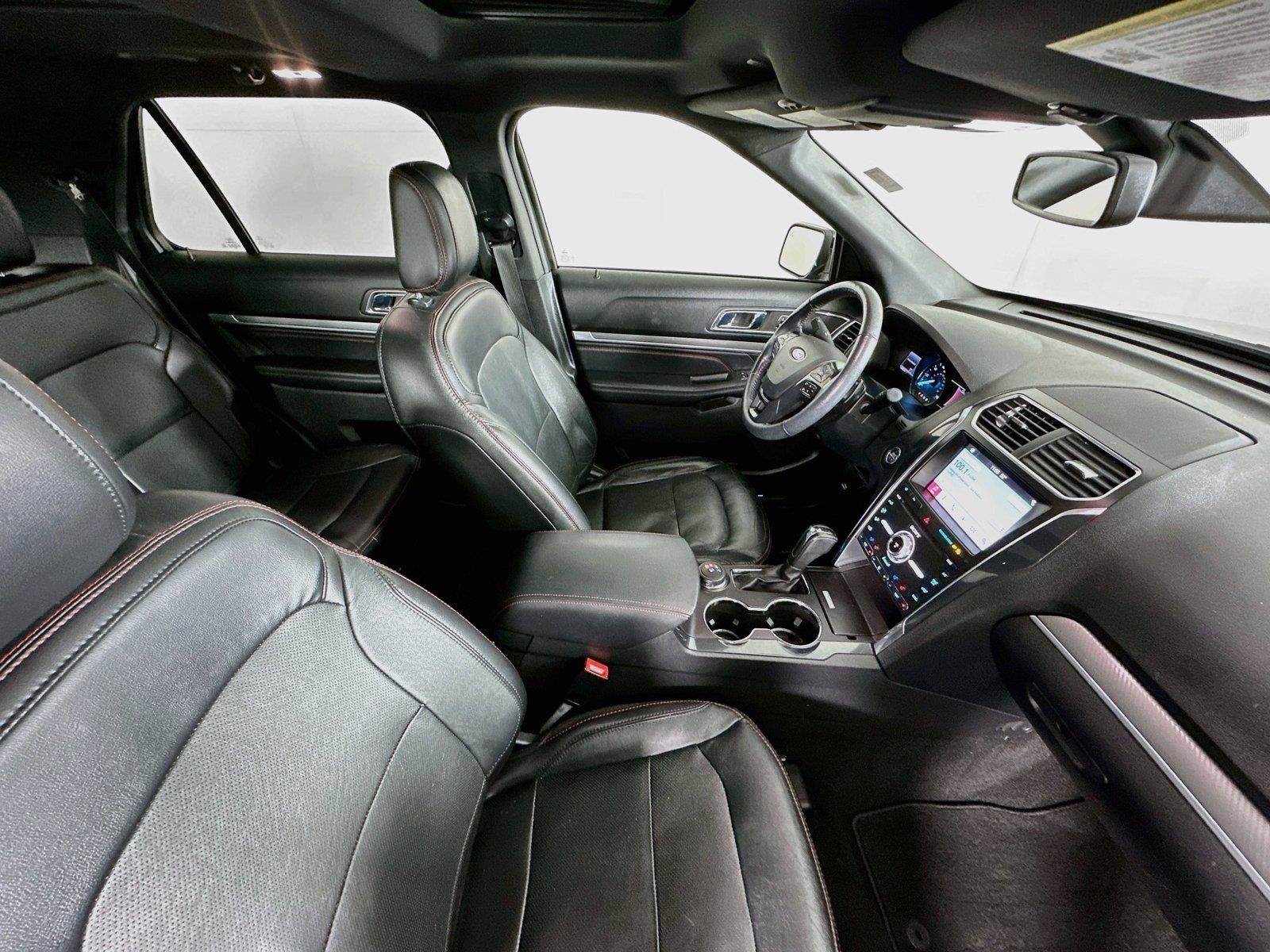 Used 2019 Ford Explorer Sport w/ Equipment Group 401A AWD/4WD image 29