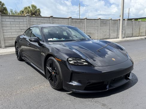 New 2026 Porsche Taycan RWD image 8