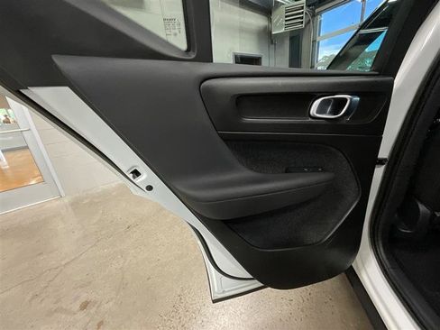 Used 2023 Volvo XC40 Recharge Plus AWD/4WD image 21