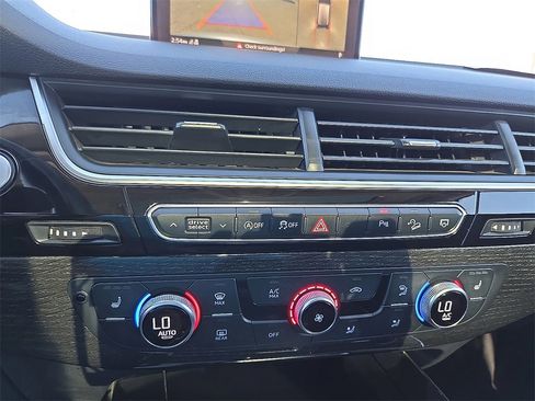 Used 2019 Audi Q7 3.0T Premium Plus image 15