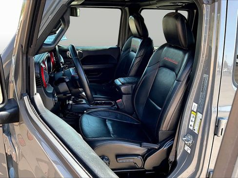 Used 2018 Jeep Wrangler Unlimited Rubicon AWD/4WD image 26