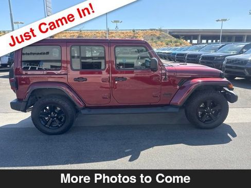 Used 2021 Jeep Wrangler Unlimited Sahara AWD/4WD image 6