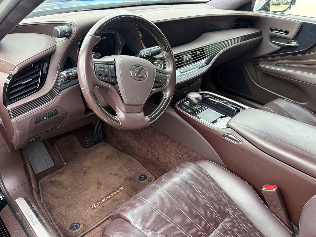 Used 2018 Lexus LS 500 w/ Interior Upgrade Package RWD image 4