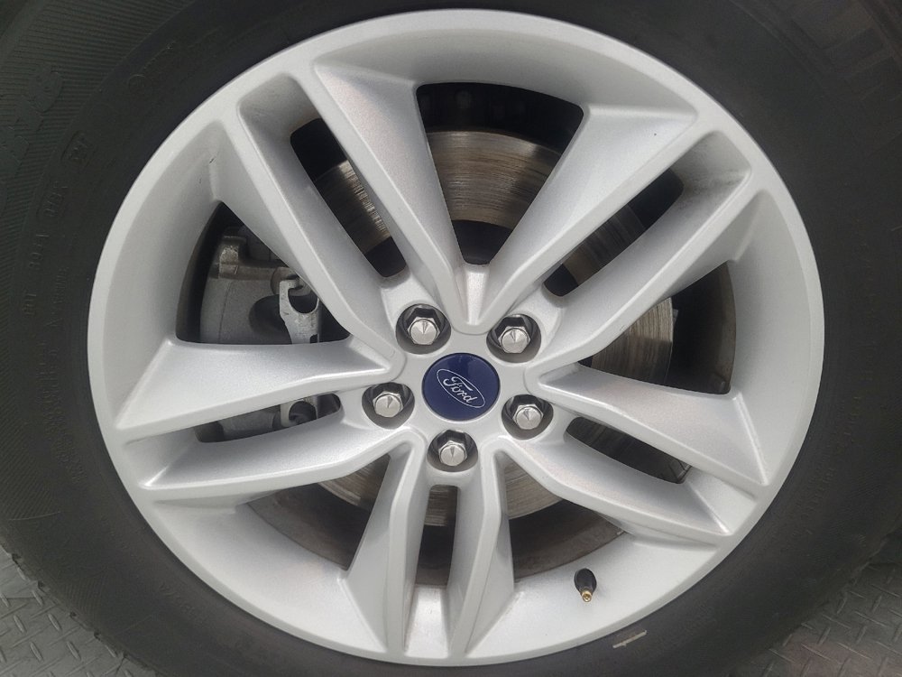 Used 2018 Ford Edge SEL w/ Equipment Group 201A AWD/4WD image 31