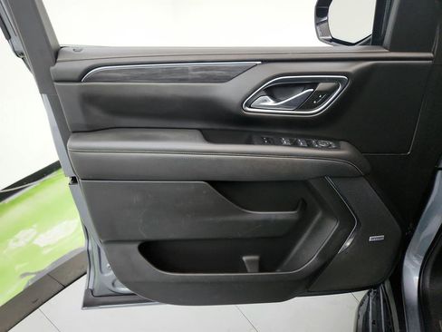 Used 2021 GMC Yukon XL SLT w/ SLT Premium Package image 22