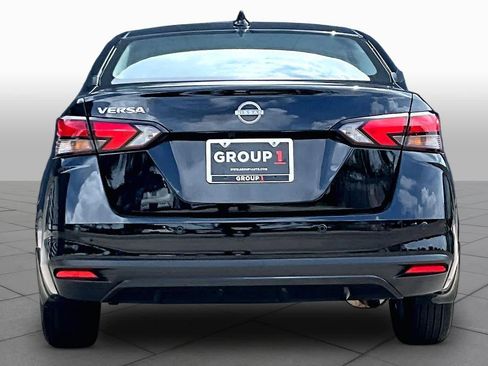Used 2025 Nissan Versa SV w/ Trunk Package FWD image 5