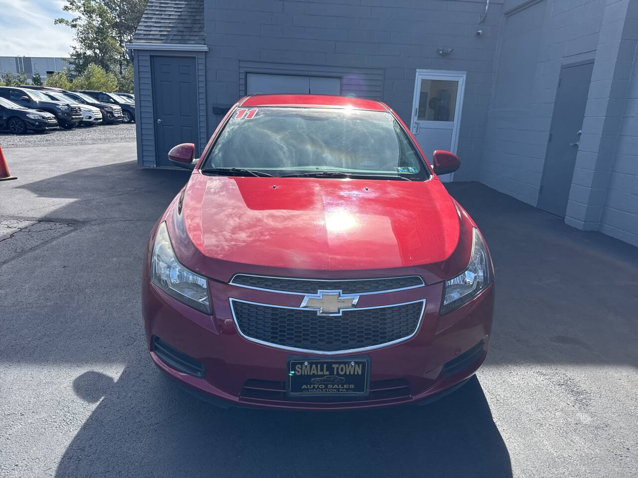 Used 2011 Chevrolet Cruze LT FWD image 2