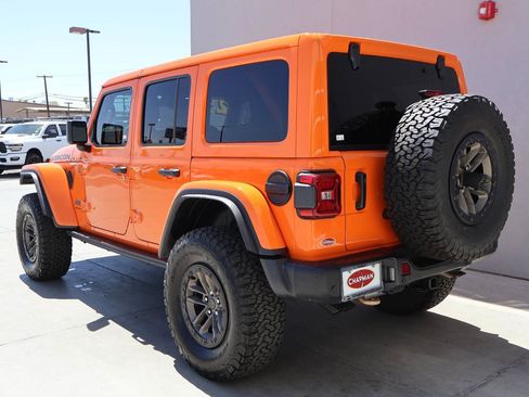 Used 2025 Jeep Wrangler Unlimited Rubicon 392 AWD/4WD image 3