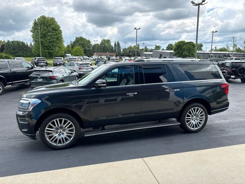 Used 2024 Ford Expedition Max Limited AWD/4WD image 8
