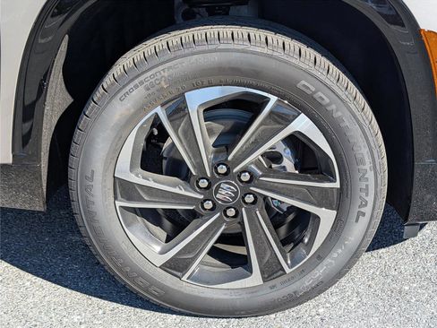 New 2026 Buick Enclave Sport Touring w/ Power Package image 7