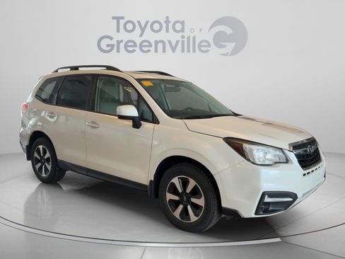 Used 2017 Subaru Forester 2.5i Premium AWD/4WD image 8