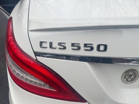 Used 2014 Mercedes-Benz CLS 550 w/ Premium 1 Package image 13