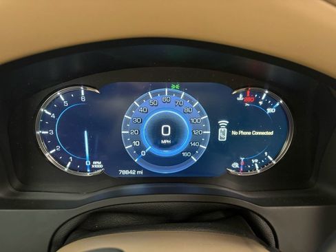 Used 2018 Cadillac Escalade ESV Platinum image 23