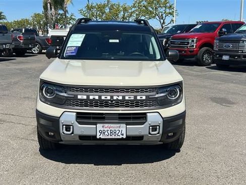 Certified 2025 Ford Bronco Sport Badlands AWD/4WD image 9