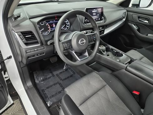 Used 2024 Nissan Rogue SV image 20