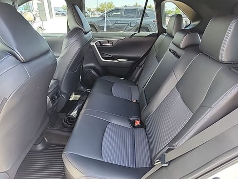 Used 2022 Toyota RAV4 XSE AWD/4WD image 12