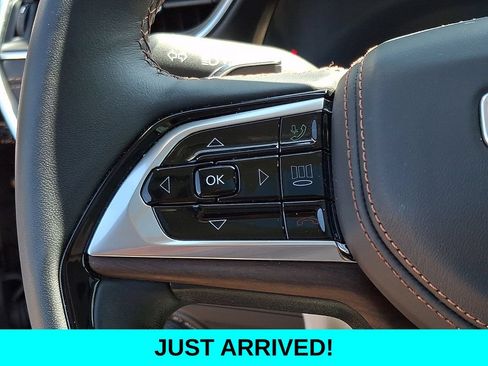 Used 2022 Jeep Grand Cherokee Summit AWD/4WD image 23