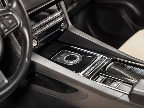 Used 2020 Jaguar F-PACE Premium AWD/4WD image 58