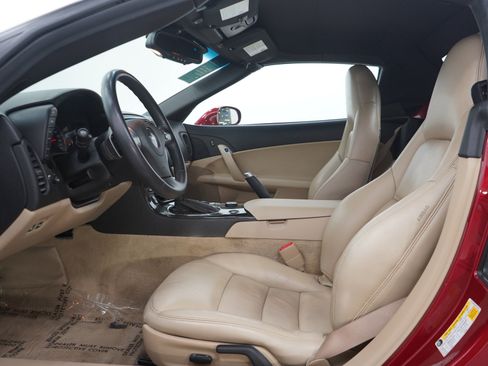 Used 2010 Chevrolet Corvette Convertible w/ Preferred Equipment Group RWD image 15