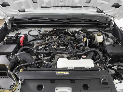 Used 2024 Toyota Tacoma SR RWD image 41