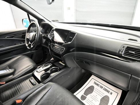 Used 2023 Honda Passport Elite image 19