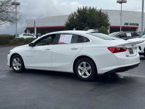 Used 2024 Chevrolet Malibu LT image 11