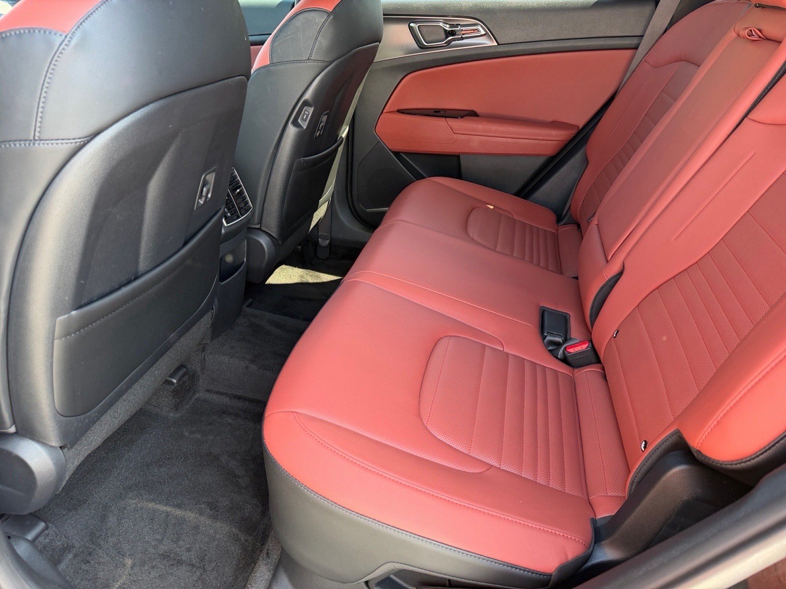Used 2025 Kia Sportage SX Prestige AWD/4WD image 14