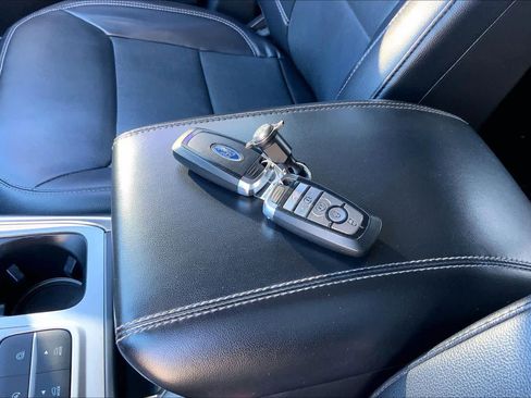 Used 2021 Ford Explorer Limited w/ Equipment Group 301A image 14