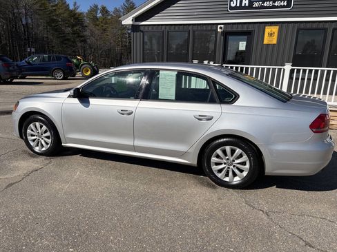 Used 2013 Volkswagen Passat 2.5 S image 2
