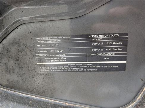 Used 2011 Nissan Rogue S image 14