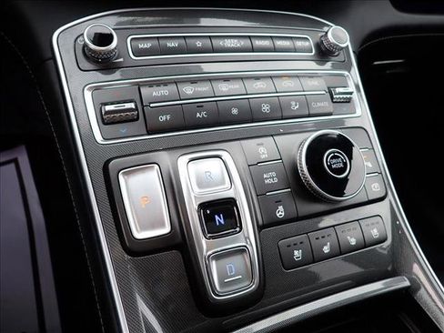 Used 2021 Hyundai Santa Fe Calligraphy image 22