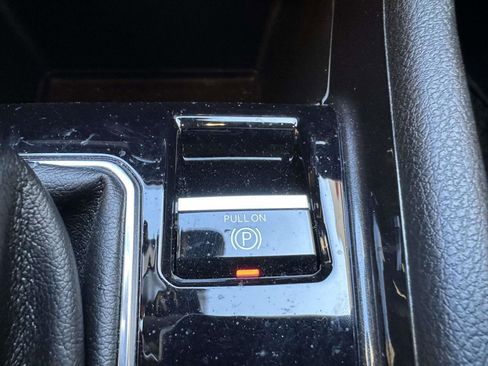 Used 2022 Jeep Compass Latitude w/ Convenience Group image 28