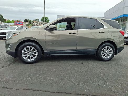Used 2018 Chevrolet Equinox LT AWD/4WD image 2