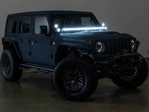 Used 2025 Jeep Wrangler Unlimited Rubicon 392 image 11