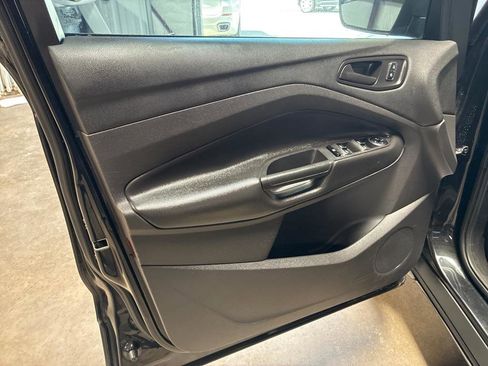 Used 2015 Ford Escape S image 13