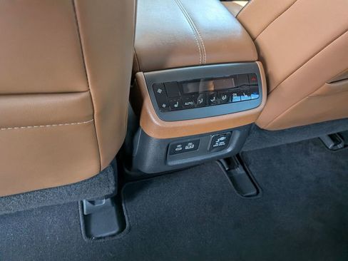 Used 2022 Nissan Pathfinder Platinum w/ Lighting Package (N93) FWD image 35