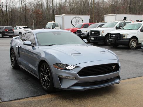 Used 2022 Ford Mustang Premium w/ Equipment Group 201A image 3