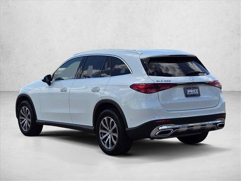 Used 2024 Mercedes-Benz GLC 300 image 7