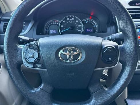 Used 2012 Toyota Camry LE FWD image 20