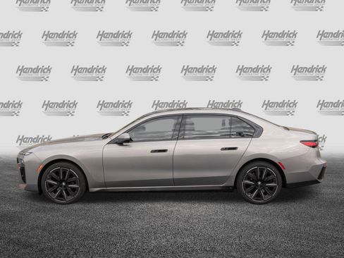 Certified 2023 BMW 740i image 6